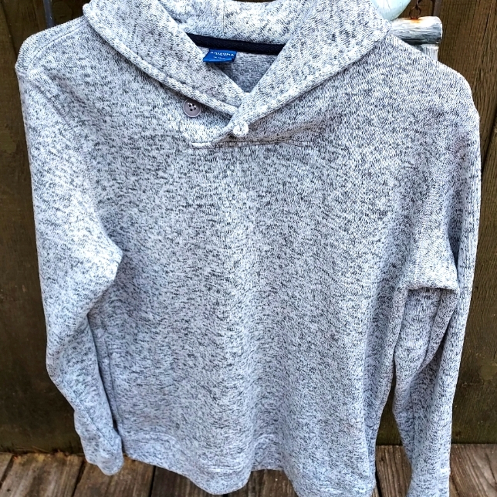 Boys Grey Arizona sweater size 18/20